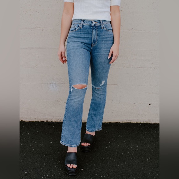 🆕 2/$100 NWOT Hudson Jeans | High Rise Distressed Flare - Picture 15 of 16